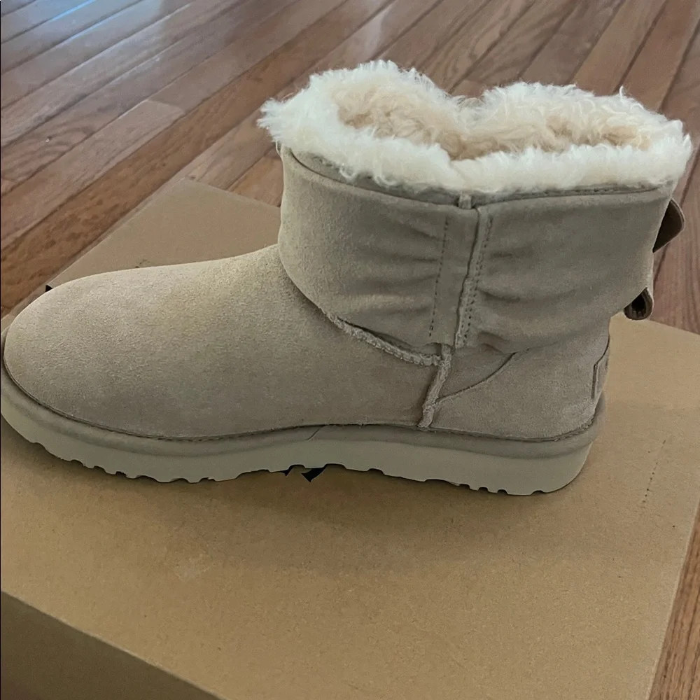UGG® Women's Classic Mini Bow Boots